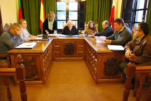 Bárcena despide el año aprobando las cuentas de 2012