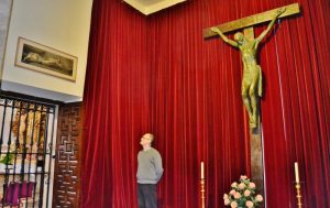 Verdades Como Templos. El Cristo de Victorio Macho en San Vicente Mártir de Los Corrales