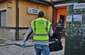 Espera que las imágenes de las cámaras de seguridad y la colaboración ciudadana contribuyan a que la Guardia Civil pueda recuperar todo el material sustraído