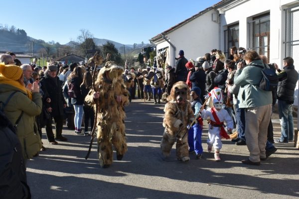 La Vijanera estrenó las mascaradas de Europa