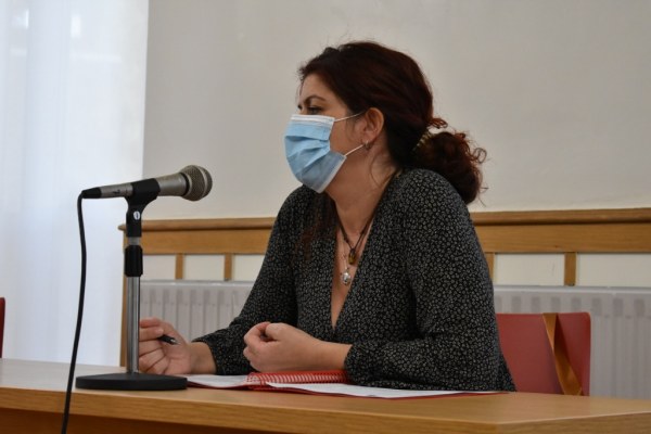 Elsa Salas espera que PRC y PP sean &quot;amplios de miras&quot; y puedan llegar a acuerdos con la oposición para diseñar las cuentas de 2021