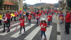 Grabación del Lipdub en la Avenida Condesa Forjas de Buelna